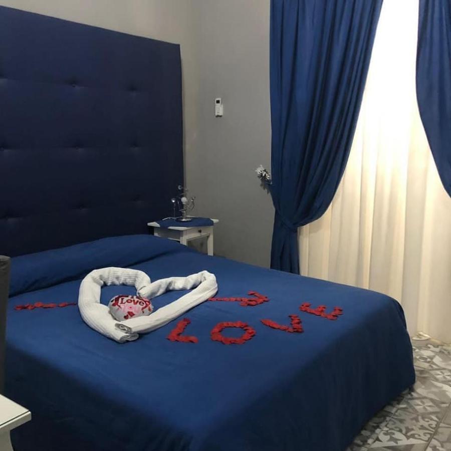 Bed and Breakfast Luxury à Naples Extérieur photo